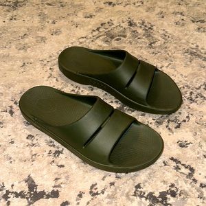 OOFOS | Shoes | Oofos Ooahh Mens Size 3 Green Slide Sandals | Poshmark